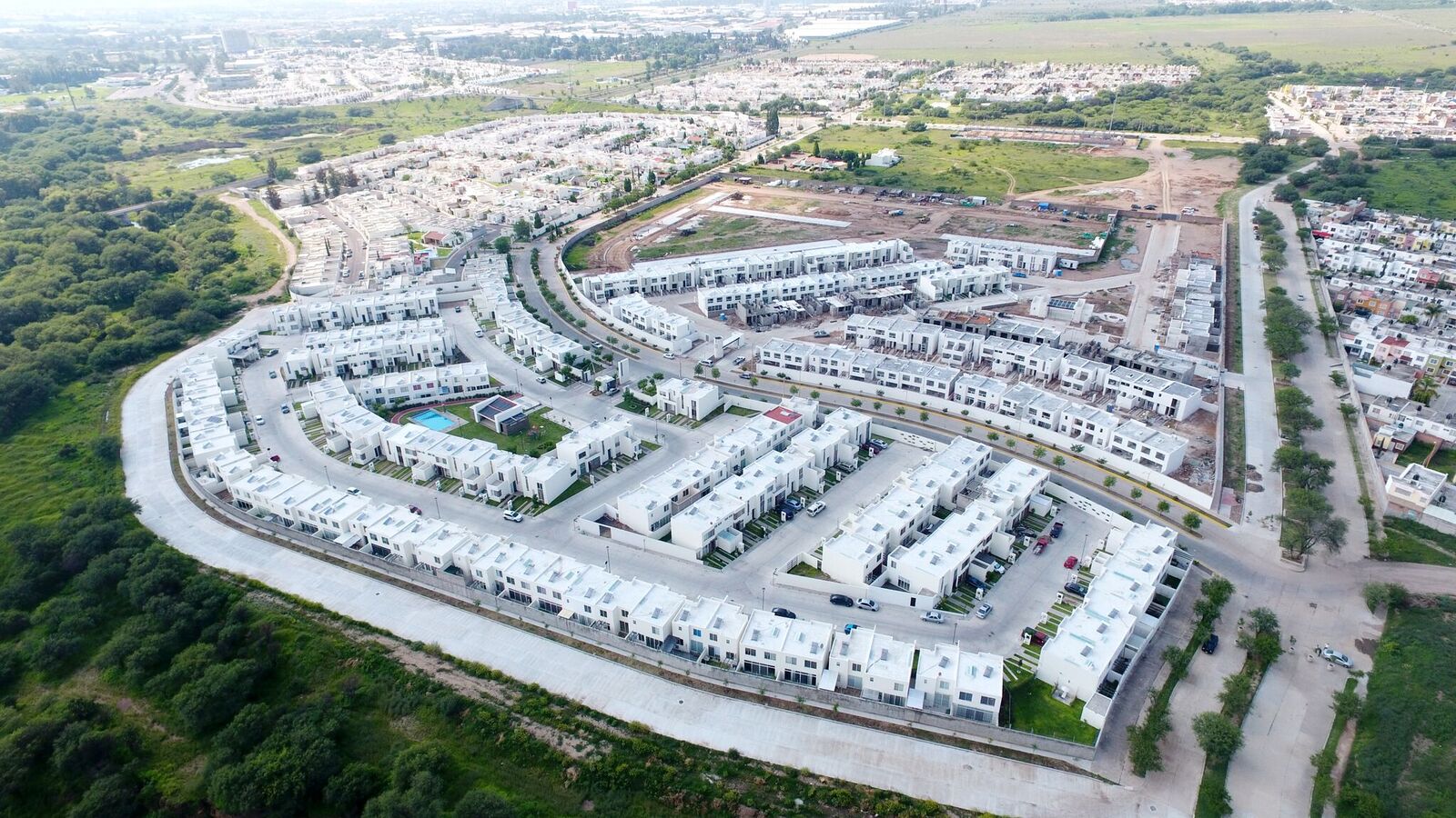 Crea Grupo Soldi® hogares que armonizan con la naturaleza.